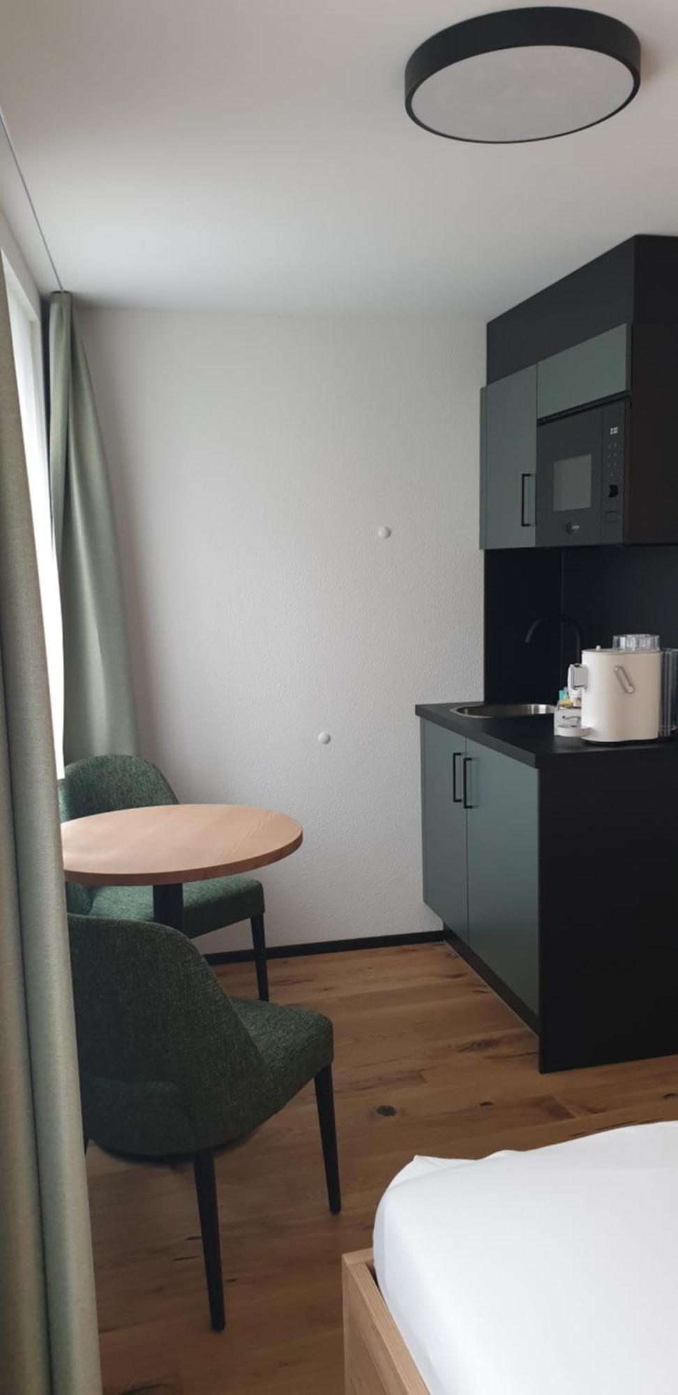 Appart Hotel Pitschonia Self Check-In Andeer Zimmer foto